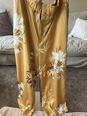 Rachel Roy Wide-Leg Elastic Waist FloralPants